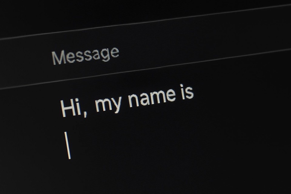 Hi, my name is’ in a text box, representing the first step in seeking mentorship and networking to break into a cybersecurity career.